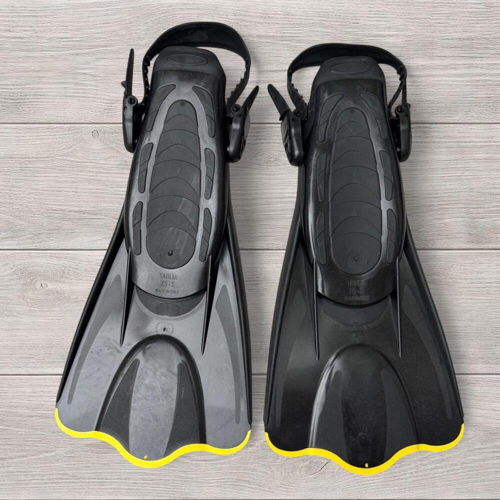 Cressi Palau Black/Yellow Snorkel Fins Size - XS/S - Picture 2 of 4